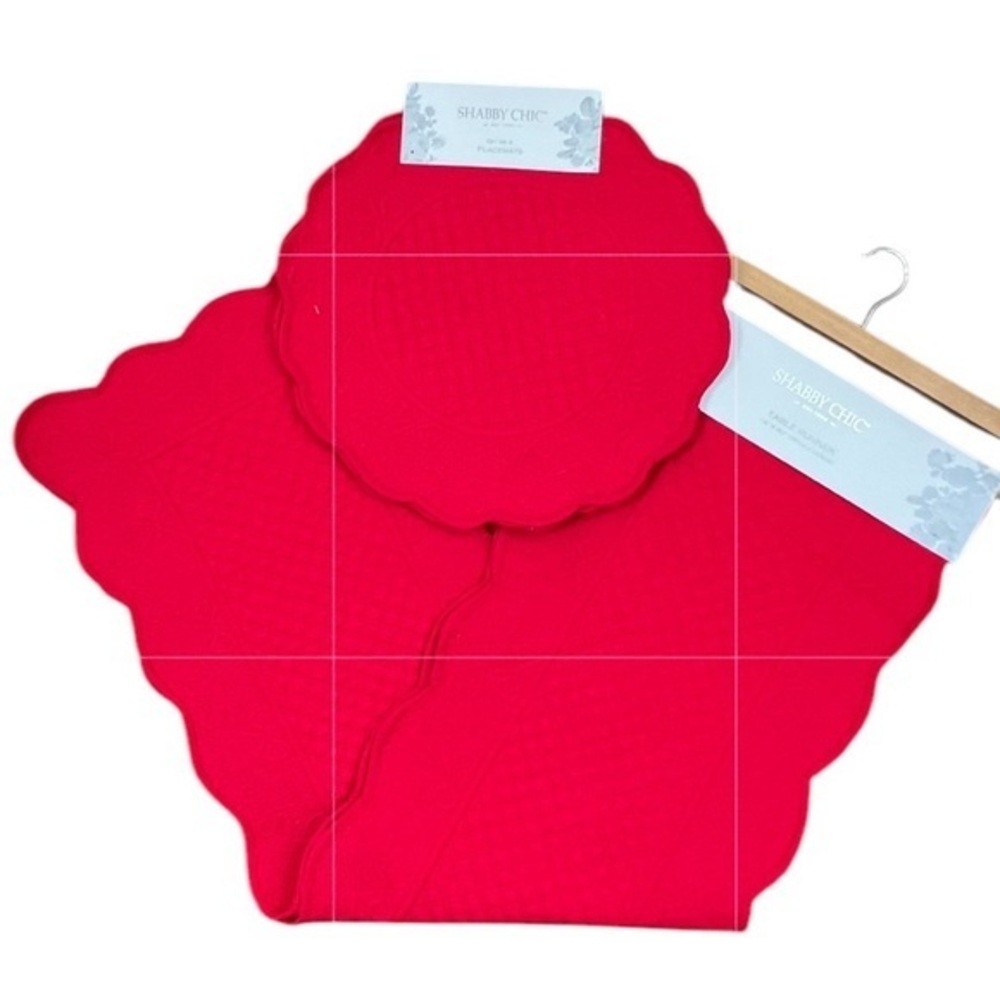 Shabby chic - ‘Bows - red bundle’ table runner & placements (4). 14” x 90”  NWT.